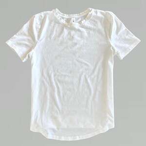Lululemon Love Curved-Hem Crewneck Tee White Pima Cotton Short Sleeve Basic 2